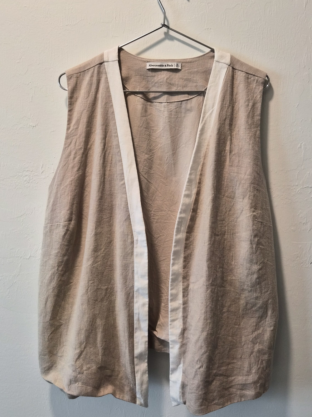 Abercrombie & Fitch Beige Linen-Blend Open Vest with White Trim